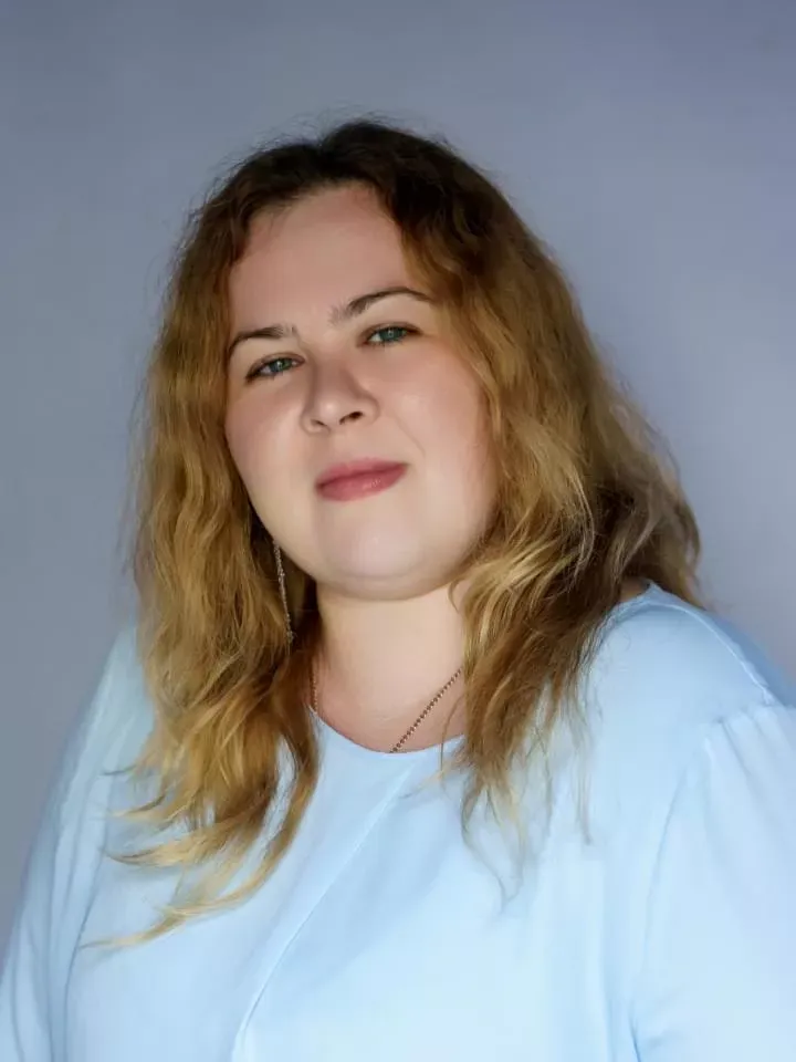 Дмитрова Анна Владимировна — юрист Юридического Объединения Москва Груп по расторжению контрактов